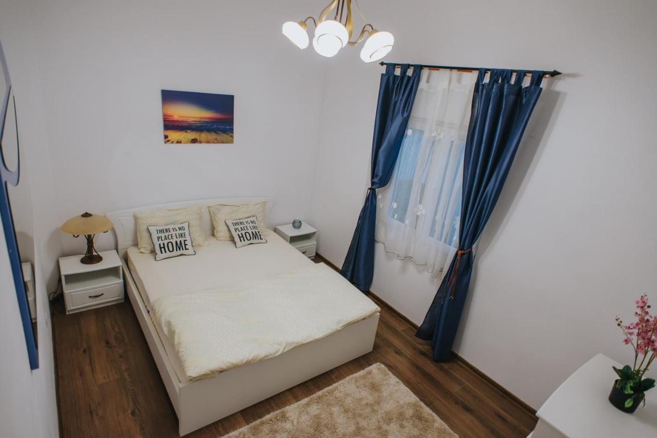Noo'Vo Central Apartaments Oradea Luaran gambar