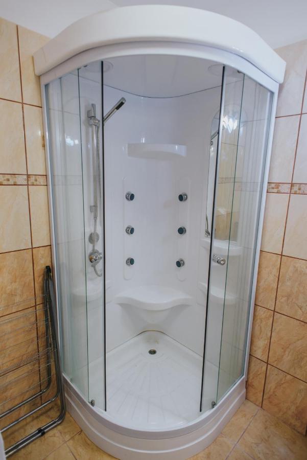 Noo'Vo Central Apartaments Oradea Luaran gambar